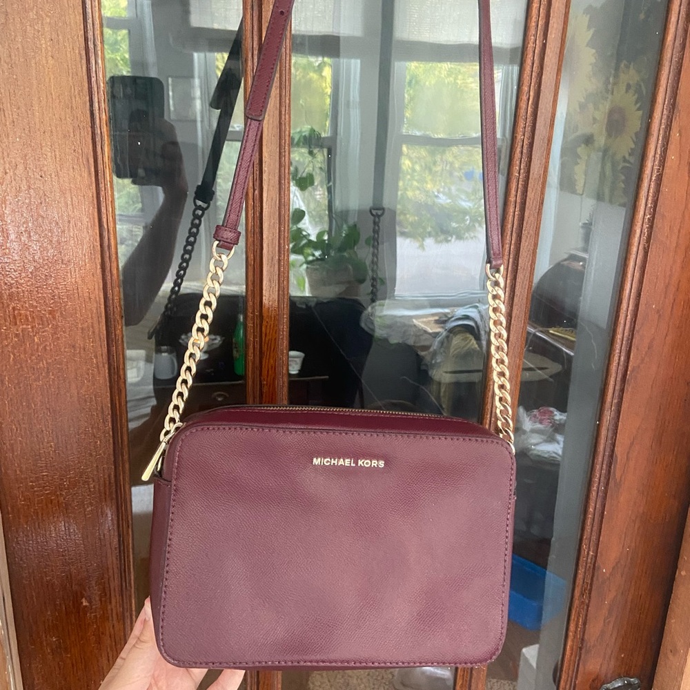 Michael Kors Maroon leather cross shoulder bag with gold hardware